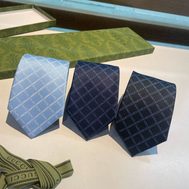 Gucci Tie hm28
